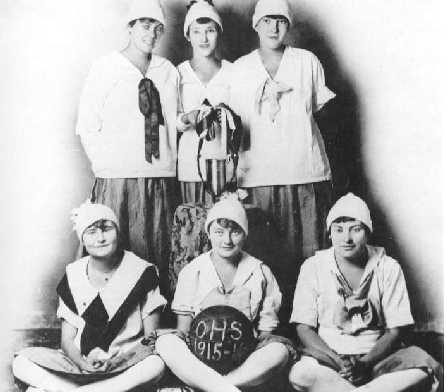 1915 basket ball team